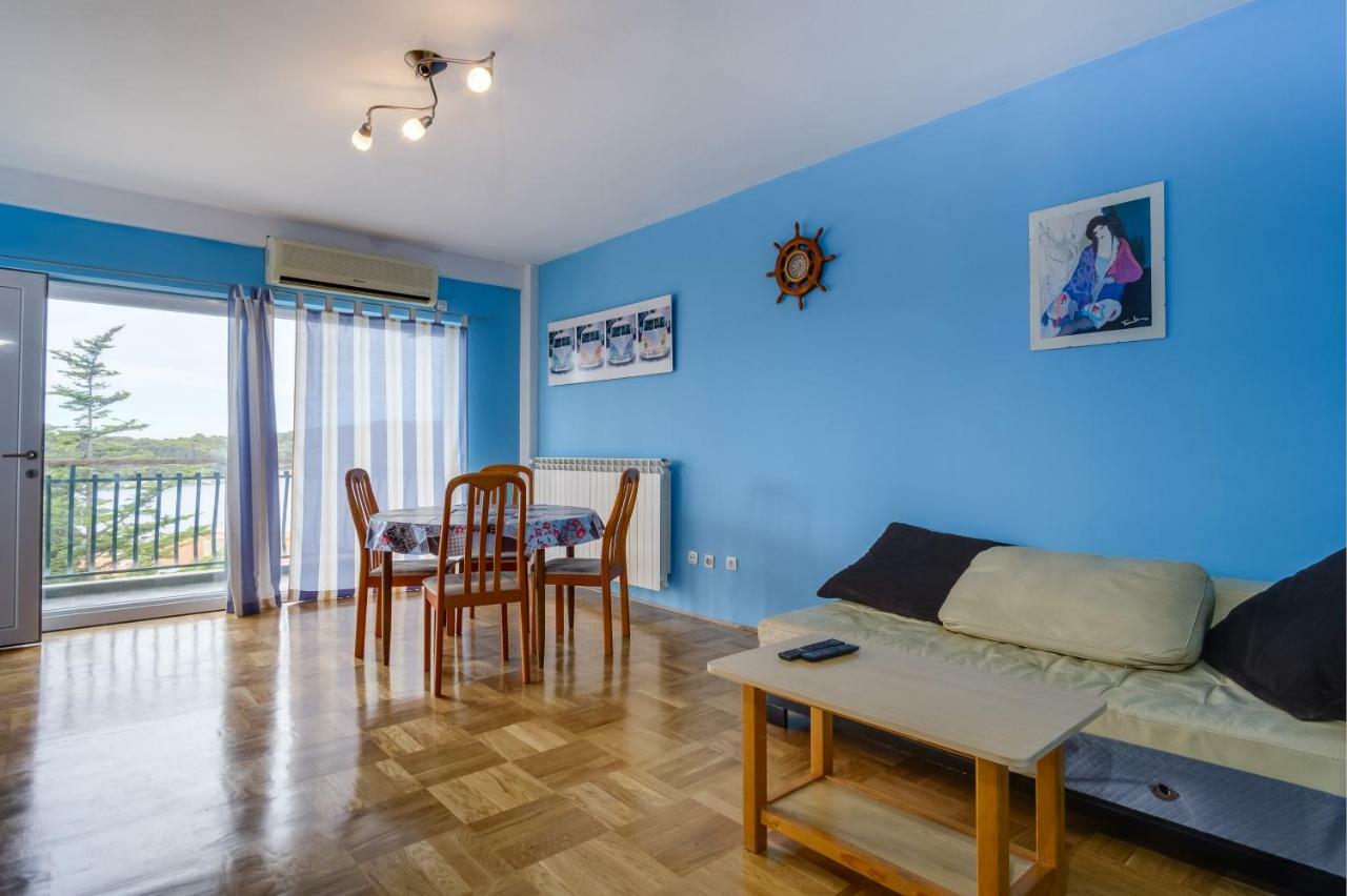 Kon-Tiki Apartments Mali Lošinj Εξωτερικό φωτογραφία