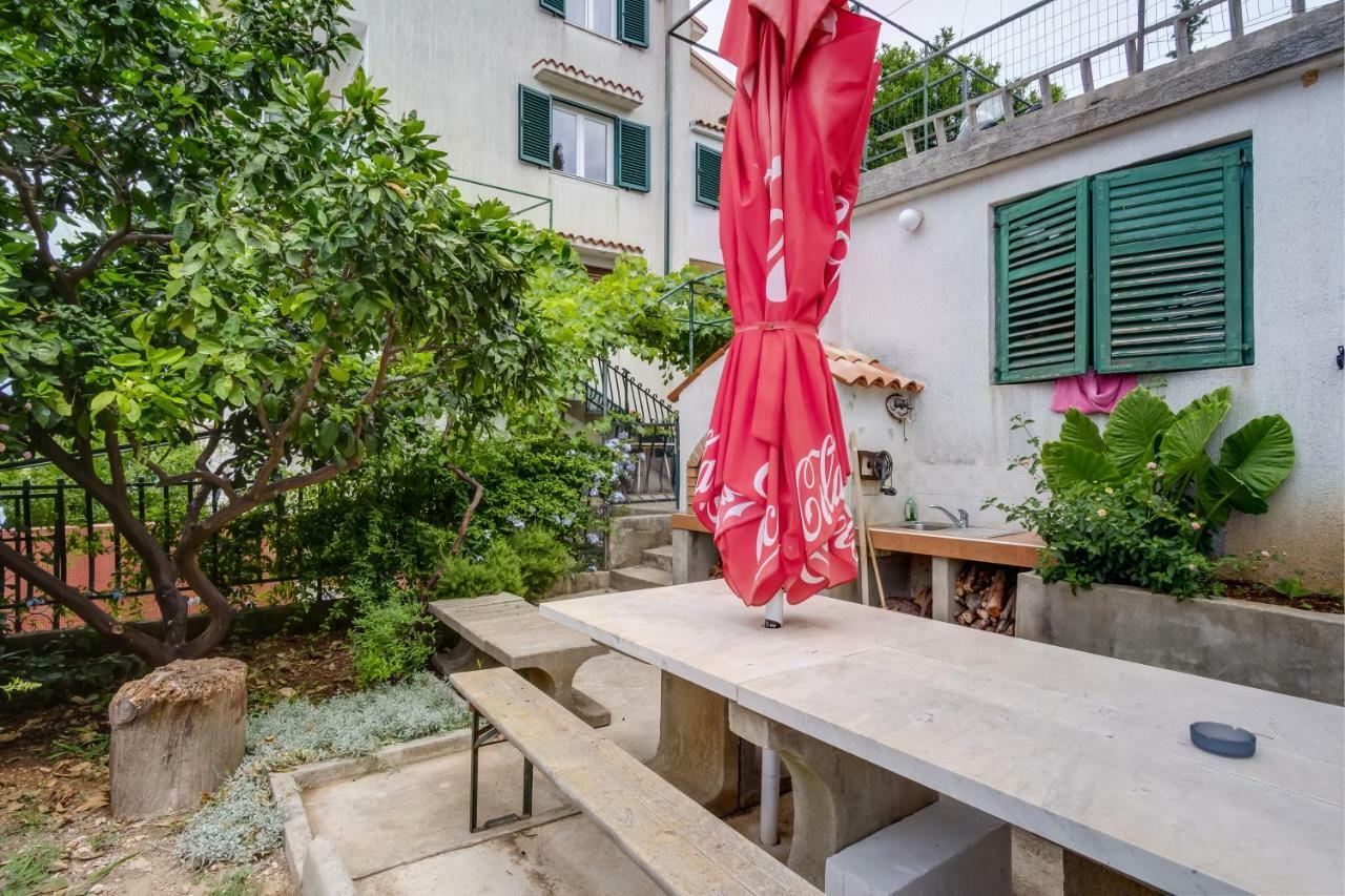 Kon-Tiki Apartments Mali Lošinj Εξωτερικό φωτογραφία